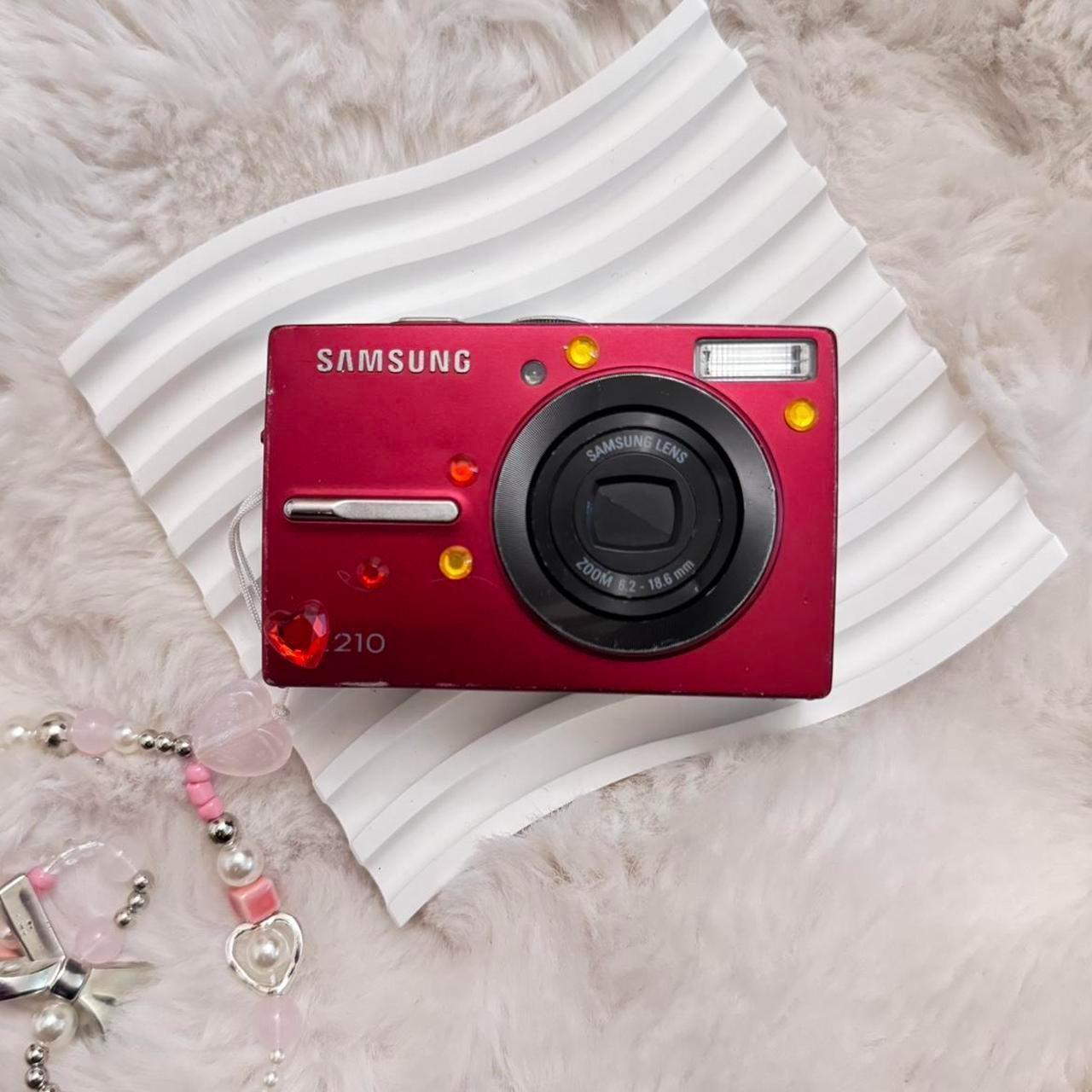 Samsung l210 digital camera with 2.5 screen, 10.2MP photography