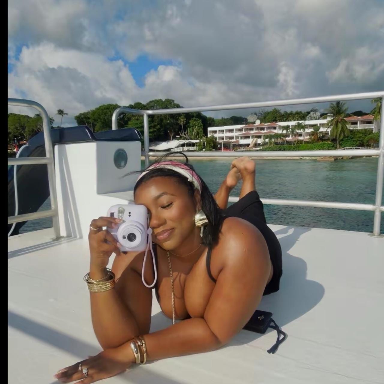 Nikon coolpix s8200 digital camera | 16.1MP