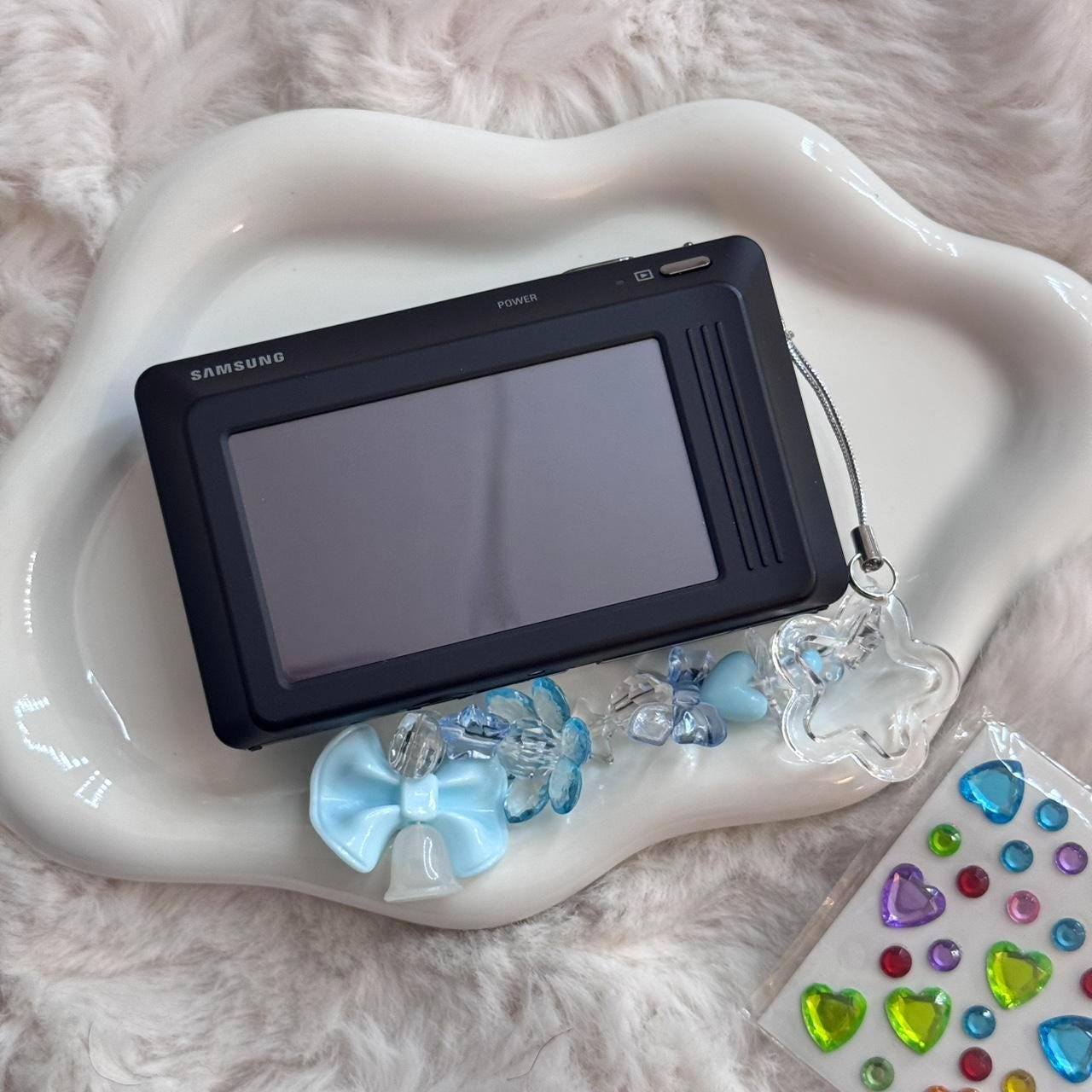 Samsung TL220 digital camera