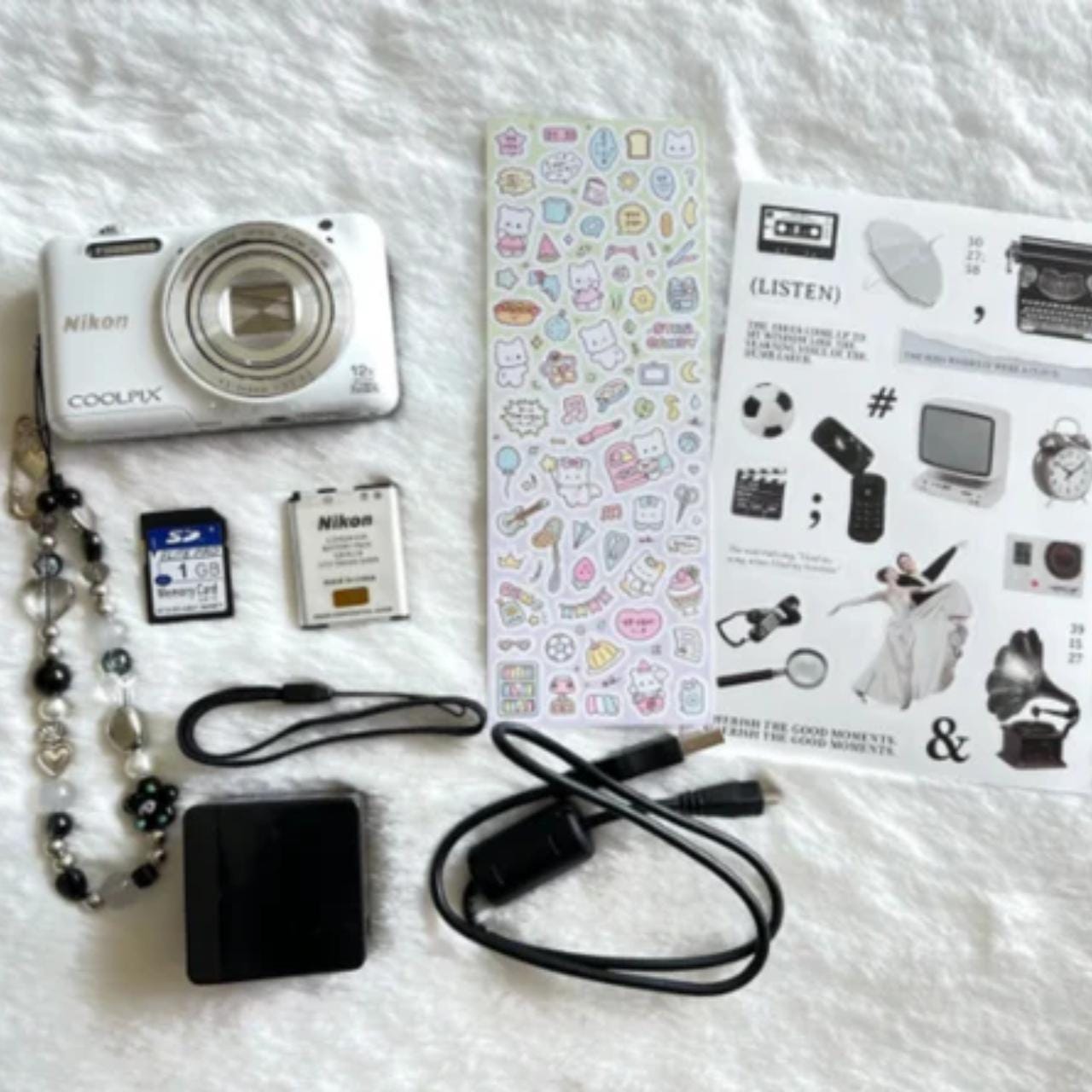 Nikon Coolpix S6600 Digital Camera with Flip Screen